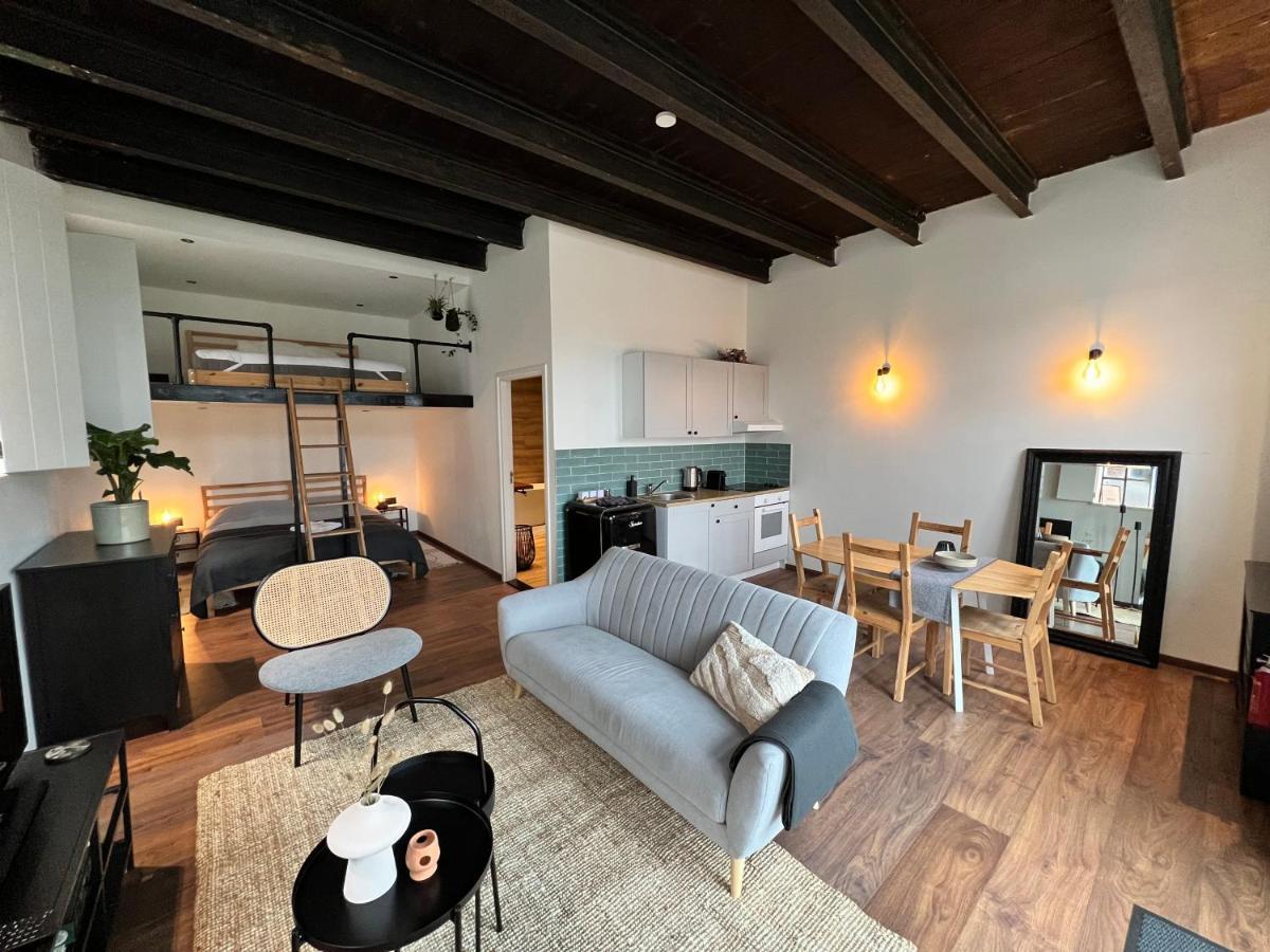 Bed & Breakfast Heit Joure Exterior photo
